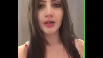 Preview 1 of Lateen Porn Video - Gostosinha do internet serious buiness arrotando gostoso