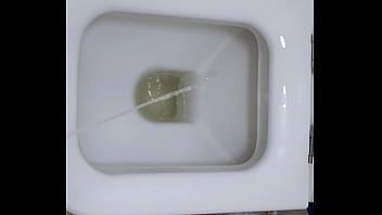 Preview 2 of Sane Leon Xxxxx - Peeing
