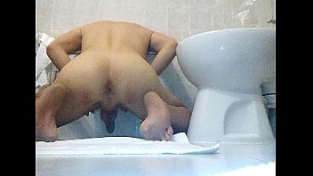 Preview 3 of Amal Sxevideo - Lavativa y corrida interna