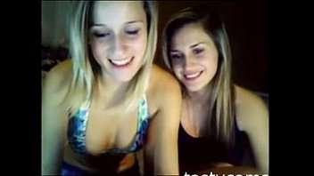 Preview 2 of Hwo To Give A Blowjob - Hot young camgirls eat pussy