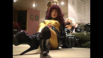 Preview 4 of Schll Grlis - Roxina2008GoldenXentaiGurl070408XXXL