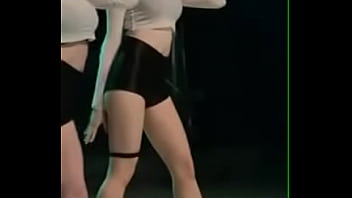 Preview 2 of San Xx Mom Xx Sex Love - Corean girls sexy dance