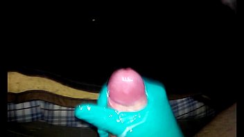 Preview 4 of Hindi Voice Porn Sex - Punheta com luva de latex