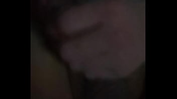 Preview 3 of Xxxx Bhbhi Sex - Novinho gordinho batendo uma de madrugada
