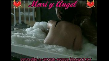 Preview 2 of Desi Village Whatsapp Sex Video - MI ESPOSA EN EL HOTEL CON OTRO AMIGO DEL  TW