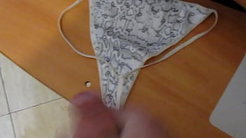 Preview 2 of Milky Boobs Fuking - CUMMING ON WIFE THONG,  corriendome en tanga de mi mujer