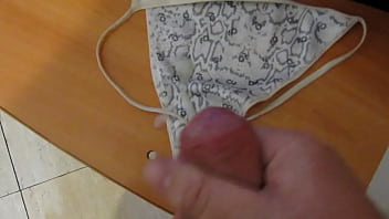 Preview 4 of Milky Boobs Fuking - CUMMING ON WIFE THONG,  corriendome en tanga de mi mujer