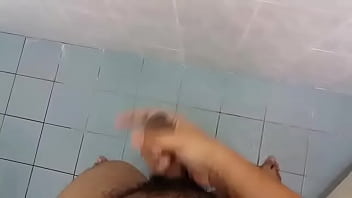 Preview 2 of Buadk Tidur - Kajal aggarwal moaning  cum tribute solo desi guy