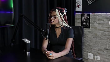 Preview 2 of Xxx Idn Porn Com - Falou sobre mulheres peludas,  recebeu mensagens,  tem os ataques na internet - Naomi Campos (SHEER/RED)