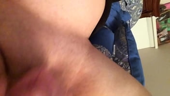 Preview 2 of Shrimp Warp Aphrodisiac Massage - trim.8466A377-9DFF-4DA2-9A34-88B354A1DE50.MOV