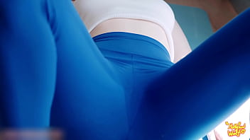 Preview 1 of Swimsuit Creampie Xvideos - Sports training with stepsister - Mollyredwolf