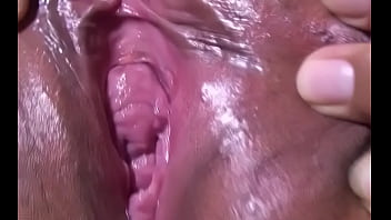 Preview 4 of Kristen Scott In Toilet - madura latina