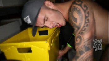 Preview 3 of Yhmukizdh - Fort Troff P-Spot Fuck!