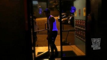 Preview 1 of Yhmukizdh - Fort Troff P-Spot Fuck!