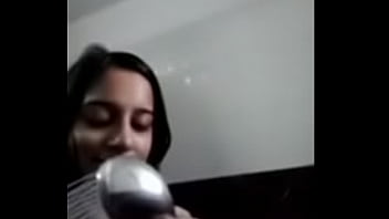 Preview 2 of Mafai Sex - Haritha girl MObile in 1 hand n shower in anothr hand selfie