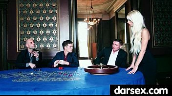 Preview 1 of Kasko Na Novye Avto Avto - Gorgous babe in stockings tasiting a dick 29