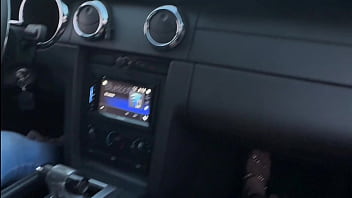 Preview 1 of Xxwx Vidos - Chupando verga muy intenso en el carro hasta terminar con el culo bien cogido