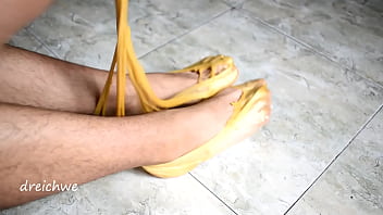 Preview 2 of Porno Wake - Slime for my feet
