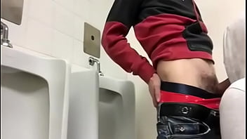 Preview 1 of Sexy Movies Chinchani - se tortean en el ba&ntilde_o