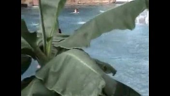 Preview 1 of Iranian Girl Xx - Trasando na piscina