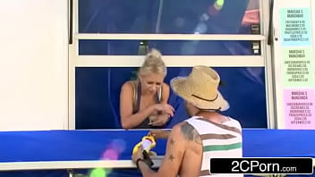 Preview 1 of Bokep Bapak Tiri - hot blonde babe serving hot dogs and fucked same time