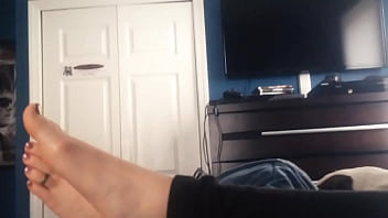 Preview 2 of Hairy Father - Morning Feet