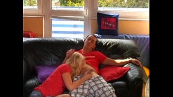 Preview 1 of Skol Grl - the only way to k. 30 minutes...!!!!!!