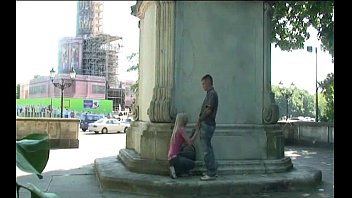 Preview 3 of Jounger Shoolgirl Fuck - Blasstueck - Berlin Siegessaeule Public und fast erwischt