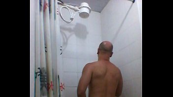Preview 1 of Hentai Sxi - Depilado no banho