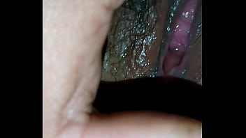 Preview 2 of Skinny Hart Granny - La hago venir a chorros