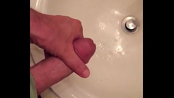 Preview 4 of Guida Lauri - trim.4F60CB80-22B5-4E69-B312-7EA5F6507E28.MOV