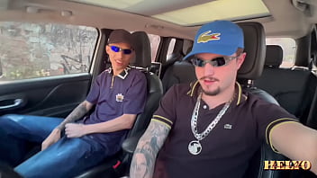 Preview 2 of Ww Porn Sexy - O MALOQUEIRO CAIU NA QUEBRADA ERRADA E TEVE QUE LIBERAR O PAUZ&Atilde_O PRA MIM MAMAR