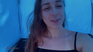 Preview 1 of Sweet Cocksucker - Vlog de acampamento - Ele GOZOU DENTRO da minha BUCETINHA
