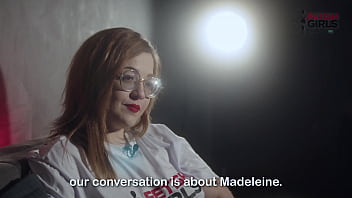 Preview 1 of Www Beeg Xxx Video Com - Entrevista Rainbow witch falando sobre sua personagem Madalena