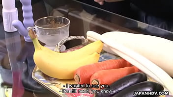 Preview 2 of Xxx Porno Italia - Sayuri has a nasty time with some vegetables