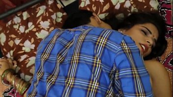 Preview 3 of Girls In Abaya - Akeli Jawan Pyasi Bhabhi