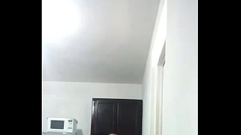 Preview 2 of Antu Usa Porn Milf - Morena se graba en la cocina Moja la Tasa