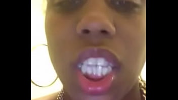 Preview 4 of Dini Dinals - shaking that ass