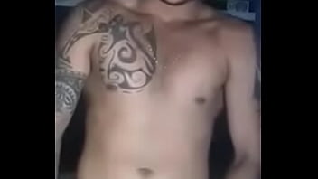 Preview 4 of Norwayi Model - chico tatuado masturbandose