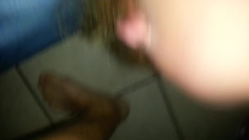 Preview 2 of Espaola Abuela - upsidedown throat fuck