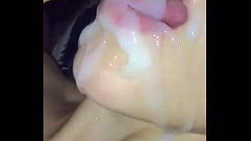 Preview 2 of Sexxxy Xxx Mnv - Tinh ngập miệng.MP4