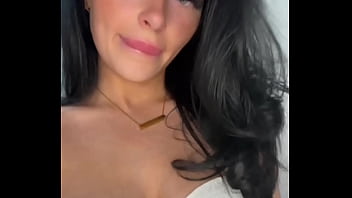 Preview 4 of Bige Wamen Xxx - Horny American exchange student touches herself