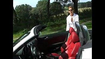 Preview 1 of Woman Wrestling Facesitting - xvideos.com 27ec44d882d7d7a73332a75c08796936-1