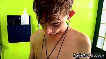 Preview 4 of Maya Bijou Gets On All - Small young gay emo porn City Twink Loves A Thick Dick