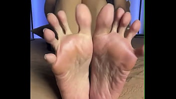 Preview 4 of Bm Xxxx - More Pilifeetnas sole teasing and very sexy toe spreading