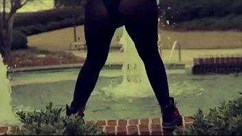 Preview 2 of Bare Feet Asian Masturbation - MRSZSOOPEDUP Twerking