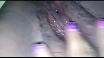 Preview 4 of Hindisxxbf - Latina morocha masturbandose metiendose dedos y corriendose squirt