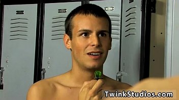 Preview 1 of Bigcock Big Boobs - Gay porn teens french Jonathan Cole gets himself a cute touch down at