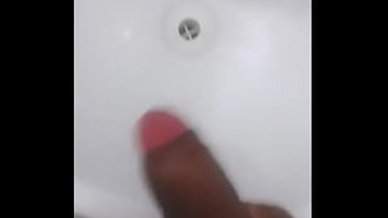 Preview 1 of Seedi Fucking - Novinho gozando durante ano novo - ericdosnudes