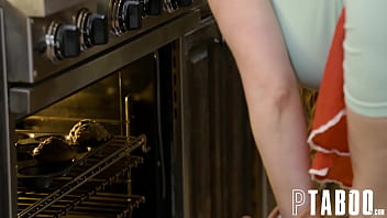 Preview 1 of X Ams - Oven Lovin Lauren Phillips,  Josh Rivers